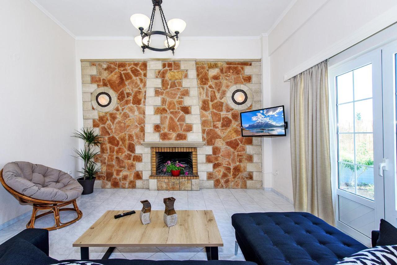 Platanias Villa Spyros ภายนอก รูปภาพ